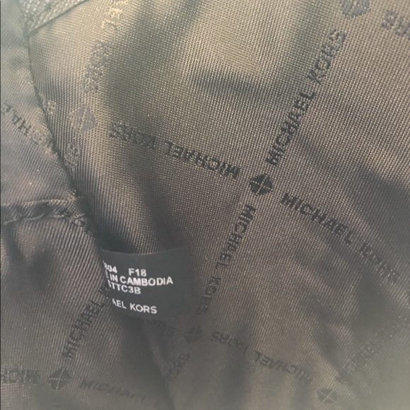 Michael Kors Jet Set Large East West Crossbody Black MK Signature - Picture 7 of 7